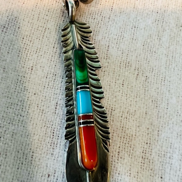 Sterling silver and stone Southwest feather earrings - Picture 3 of 4
